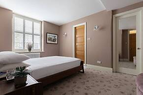 Drury Lane II by Onefinestay