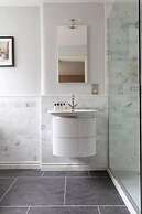 Drury Lane II by Onefinestay