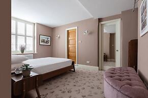 Drury Lane II by Onefinestay