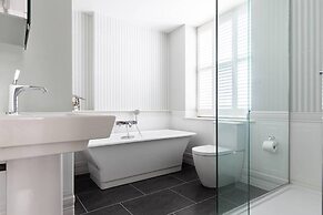 Drury Lane II by Onefinestay