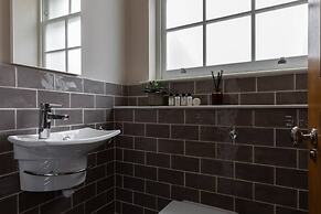 Drury Lane II by Onefinestay