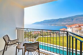 Lyxos Hotel