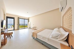 Lyxos Hotel