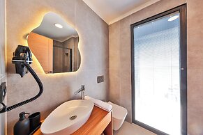 Lyxos Hotel