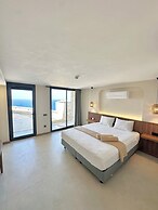 Lyxos Hotel