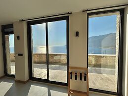 Lyxos Hotel