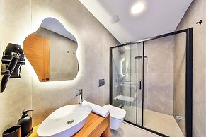 Lyxos Hotel