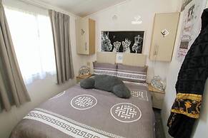 Big2vacation2 Exclusive at new Beach Caravan Park