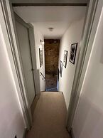Stunning 2-bed Converted Warehouse - Sleeps 4