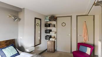 Stunning 2-bed Converted Warehouse - Sleeps 4