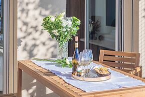 Aurora Apartment in Como