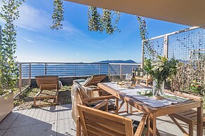 Aurora Apartment in Como