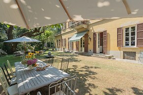 Villa Ca Moneta Albavilla