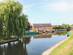 The Canalside Cottage
