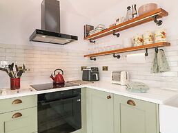 The Canalside Cottage