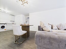 Modern Chaffordhundred Apartment Long Stay Sleeps2