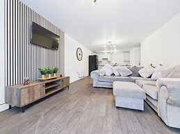 Modern Chaffordhundred Apartment Long Stay Sleeps2