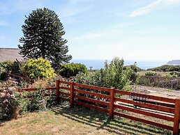 4 Cliff Cottages