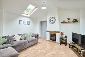 Host Stay Kestrel Cottage