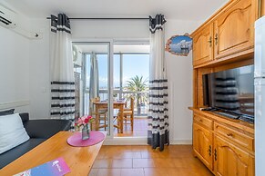 Villa in Empuriabrava With Pool & Canal Access