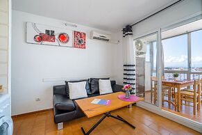 Villa in Empuriabrava With Pool & Canal Access