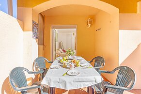 Apartment in Empuriabrava With Beach Access