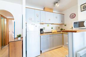 Apartment in Empuriabrava With Beach Access