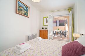 Apartment in Empuriabrava With Beach Access
