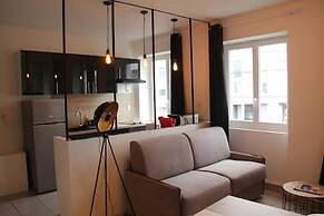 Downtown Living With a View, Ideal for 4