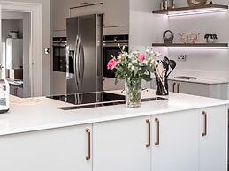 The Crows Nest