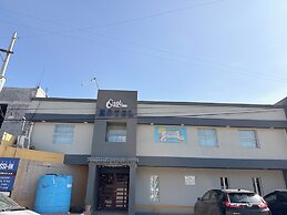 Hotel Ossi Inn