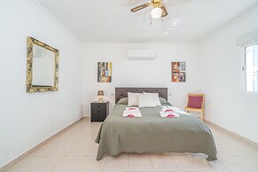 Villa in Empuriabrava With Private Pool