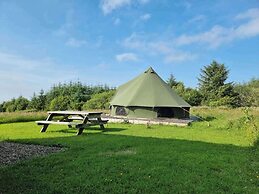 Glamping Pod - Sleeps 2 - Pets - Parking - Wifi