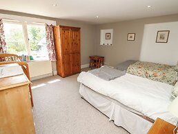 Guildford Farmhouse