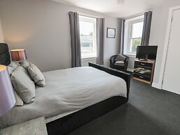 Fleet Townhouse