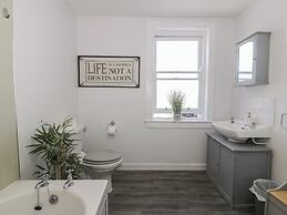 Fleet Townhouse