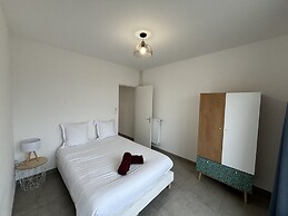 Modern Apartment for 9 in Loire