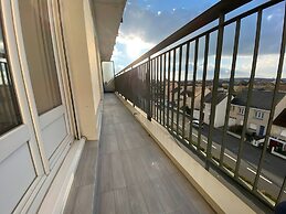 Modern Apartment for 9 in Loire
