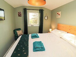 10 Keekle Terrace