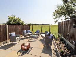 10 Keekle Terrace