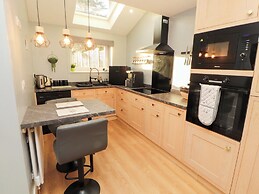 10 Keekle Terrace