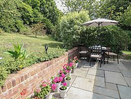 Poppy Cottage