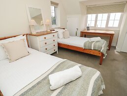 Poppy Cottage