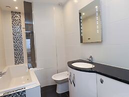 Sea Views No 8 Plas Darien