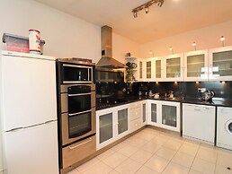 Sea Views No 8 Plas Darien