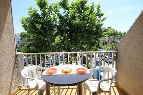 Apartment Near Beach With Terrace