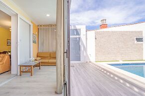 Sunlit Villa Near Sandy Beach