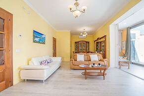 Sunlit Villa Near Sandy Beach