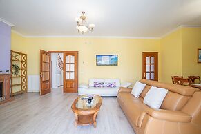 Sunlit Villa Near Sandy Beach