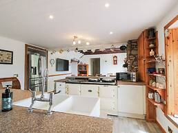 Marshill Farm House